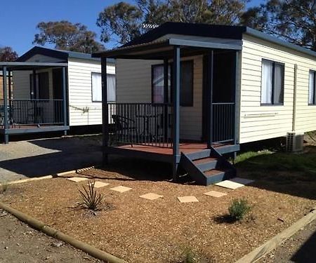 Goulburn South Caravan Park Exteriör bild